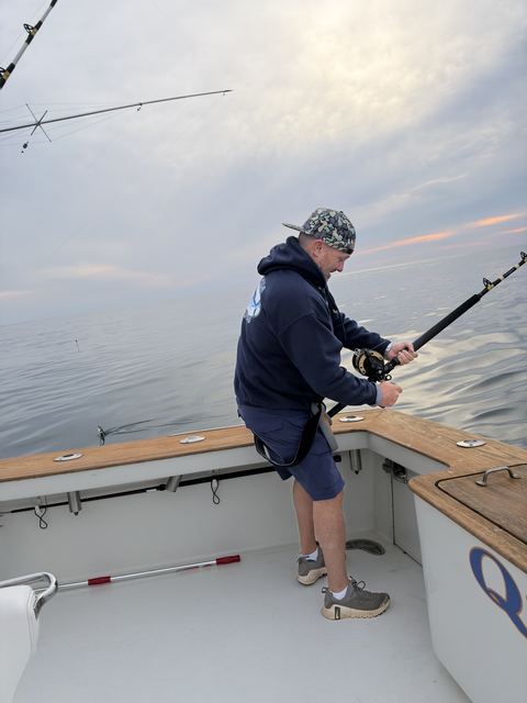 Fighting a fish from the corner of the cockpit